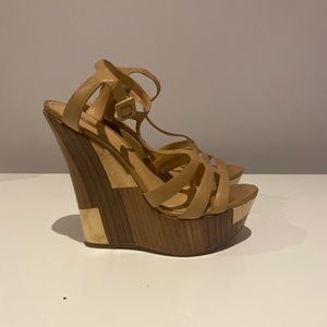 Schutz Wedges